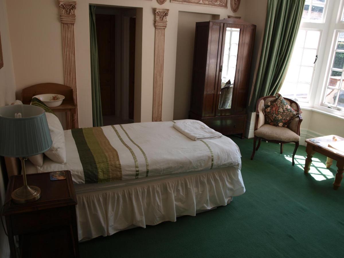 Heatherbank B&B Сандхърст Екстериор снимка
